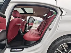 2024 BMW 3 Series 320Li M Sport Package, белый — фото 9