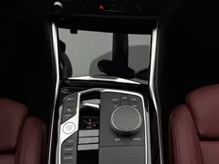 2023 BMW 3 Series 320Li M Sport Package, белый — фото 11