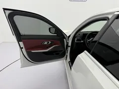2023 BMW 3 Series 320Li M Sport Package, белый — фото 12