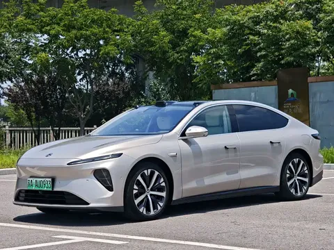 2024 Nio ET7 75kWh Executive