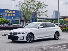 2023 BMW 3 Series 320Li M Sport Package, белый — фото 1