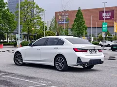 2023 BMW 3 Series 320Li M Sport Package, белый — фото 4