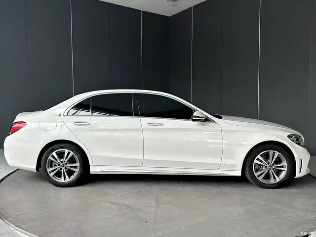 2021 Mercedes-Benz C-Class C 200 L Fashion Sport