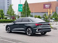 2023 Audi A3 L Limousine 35 TFSI Fashion Sport, зелёный — фото 4