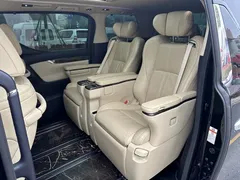 2021 Toyota Vellfire Hybrid 2.5L HV Premium, чёрный — фото 16