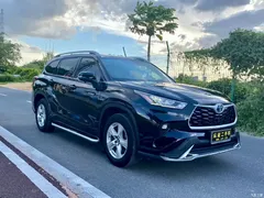 2022 Toyota Highlander Hybrid 2.5L 2WD Elite 5-seater — фото 3