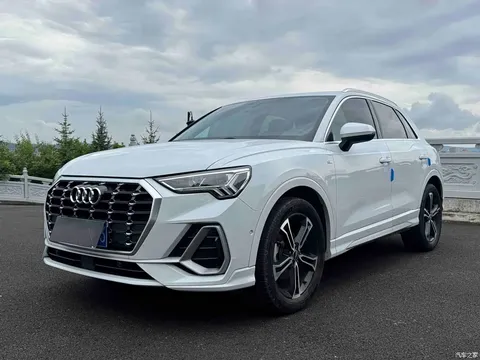 Audi Q3 2021