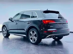 2022 Audi Q5L 45T, чёрный — фото 5