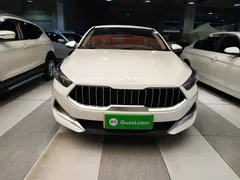 2021 Kia Cerato 1.5L CVT Fashion, белый — фото 3