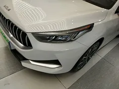 2021 Kia Cerato 1.5L CVT Fashion, белый — фото 24