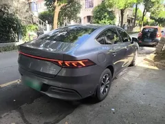 2024 BYD Qin PLUS Honor DM-i PHEV 55km Leading — фото 5