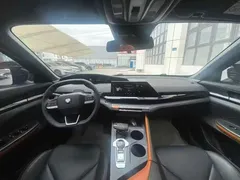 2022 Changan UNI-V 1.5T Premium — фото 4