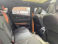 2022 Changan UNI-V 1.5T Premium — фото 6