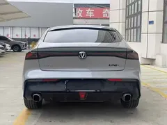 2022 Changan UNI-V 1.5T Premium — фото 8
