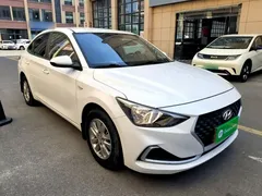 2020 Hyundai Elantra 1.6L AT GL, белый — фото 4