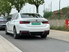 2022 BMW i3 35 L, белый — фото 5
