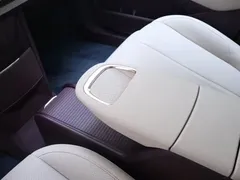 2025 Zeekr X 4 seats RWD Magic Cube, белый — фото 12
