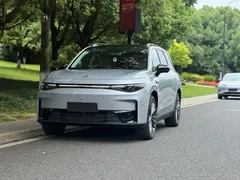 2024 Leapmotor C16 200 Premium — фото 1