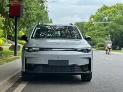 2024 Leapmotor C16 200 Premium — фото 2