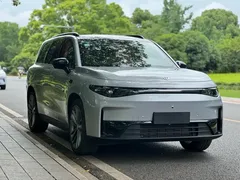 2024 Leapmotor C16 200 Premium — фото 3