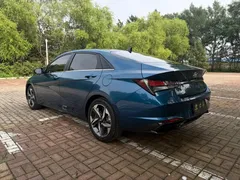2022 Hyundai Elantra 1.5L CVT GLX Elite, синий — фото 5