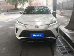 2022 Toyota Vesa Hybrid 2.5L CVT 4WD Supreme — фото 2