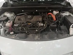 2022 Toyota Vesa Hybrid 2.5L CVT 4WD Supreme — фото 10
