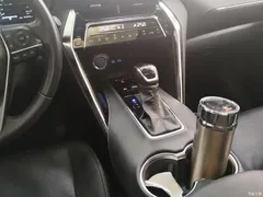 2022 Toyota Vesa Hybrid 2.5L CVT 4WD Supreme — фото 16