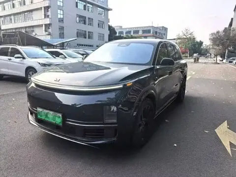 2023 Li Auto L8 Pro