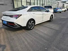 2023 Hyundai Elantra 1.5L CVT GLS Advanced, белый — фото 5