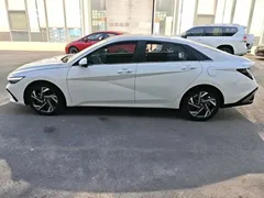 2023 Hyundai Elantra 1.5L CVT GLS Advanced, белый — фото 8