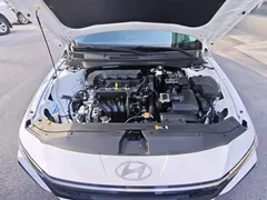 2023 Hyundai Elantra 1.5L CVT GLS Advanced, белый — фото 15
