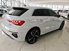 2023 Audi A3 Sportback 35 TFSI Fashion Sport, белый — фото 13
