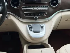 2020 Mercedes-Benz V-Class V 260, чёрный — фото 9