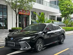 2021 Toyota Camry Hybrid 2.5HG Luxury — фото 1