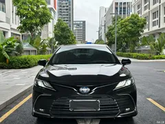 2021 Toyota Camry Hybrid 2.5HG Luxury — фото 2