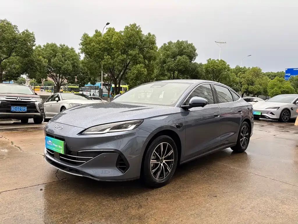 2025 BYD Seal 06 DM-i 120KM