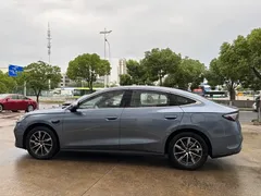 2025 BYD Seal 06 DM-i 120KM — фото 9