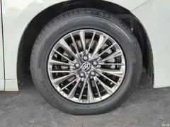 2020 Toyota Vellfire Hybrid 2.5L HV Premium — фото 12