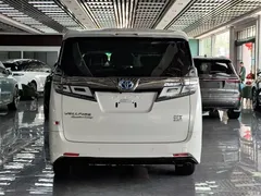 2020 Toyota Vellfire Hybrid 2.5L HV Premium — фото 15