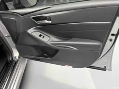 2022 Toyota Avalon Hybrid 2.5L Luxury — фото 17