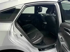 2022 Toyota Avalon Hybrid 2.5L Luxury — фото 18