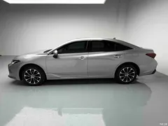 2022 Toyota Avalon Hybrid 2.5L Luxury — фото 20