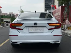 2022 Honda Accord Hybrid 2.0L — фото 10