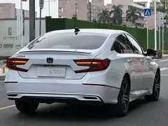 2022 Honda Accord Hybrid 2.0L — фото 11