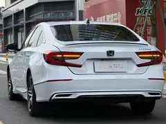 2022 Honda Accord Hybrid 2.0L — фото 12