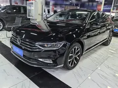 2020 Volkswagen Magotan 330TSI DSG, белый — фото 1