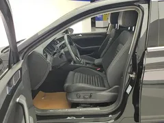 2020 Volkswagen Magotan 330TSI DSG Leading, чёрный — фото 9