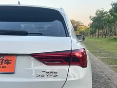 2022 Audi Q3 35 TFSI, белый — фото 17