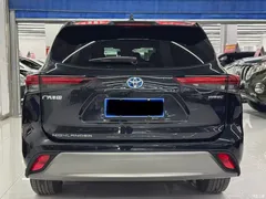 2023 Toyota Highlander 2.5L Smart Hybrid 4WD Premium 7-seat — фото 8